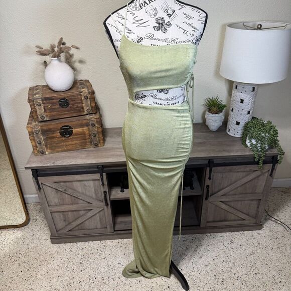 Hello Molly One Shoulder Cut Out Maxi Dress Sage Green Shimmery Sz 4 Ruched Slit - Picture 1 of 8